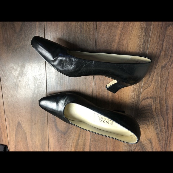 Vintage Enzo Angilioni classic heels - Picture 1 of 10